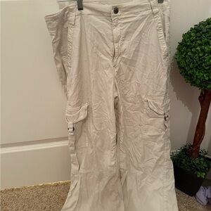 American Eagle Outfitters Cream Cargo Pants